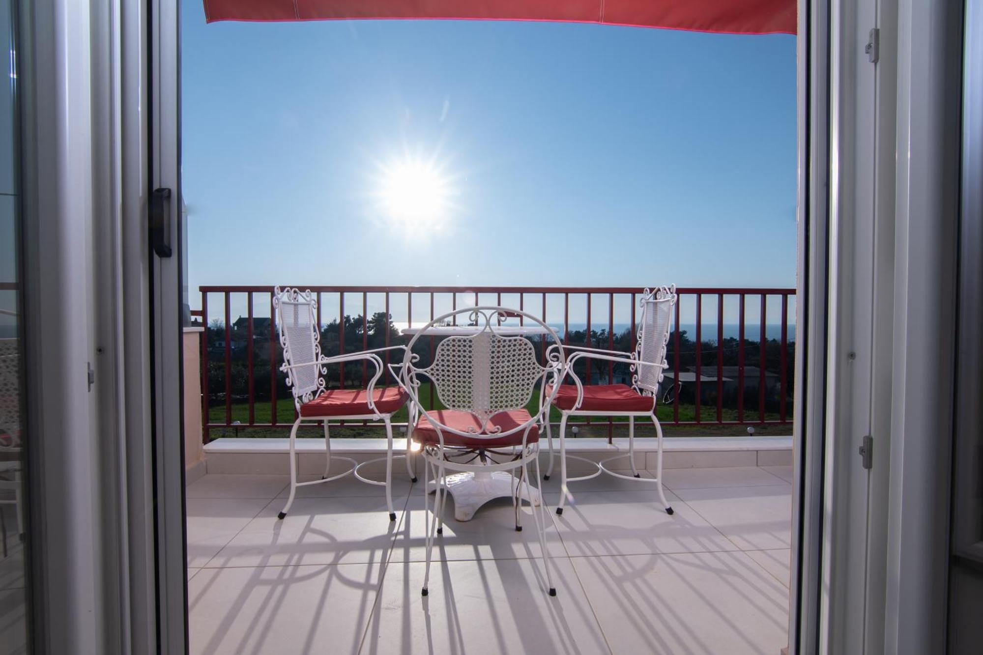 Olea Apartments Palioura Epanomi Dış mekan fotoğraf